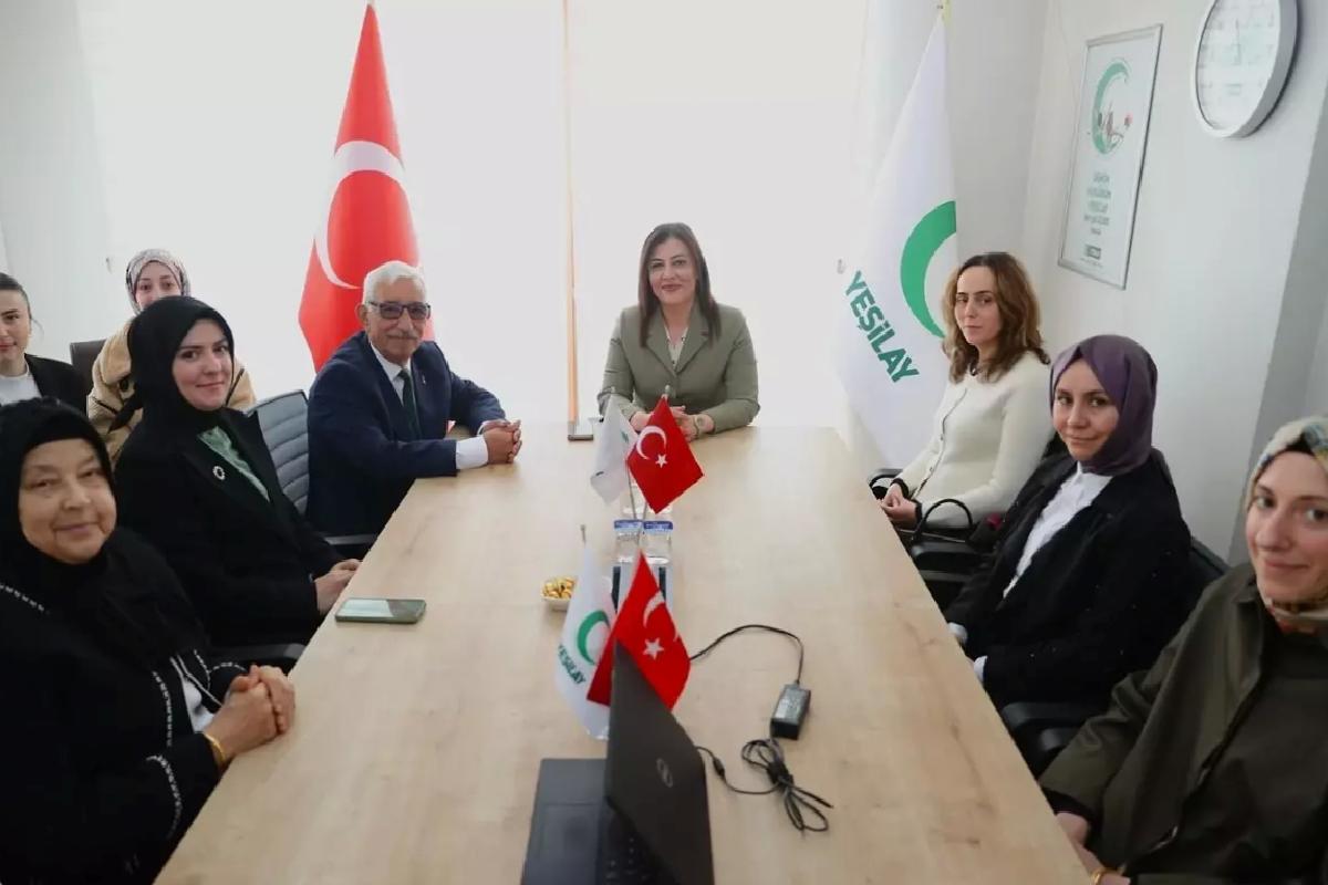 Yeşilay Tanıtımı Düzce’de Yapıldı