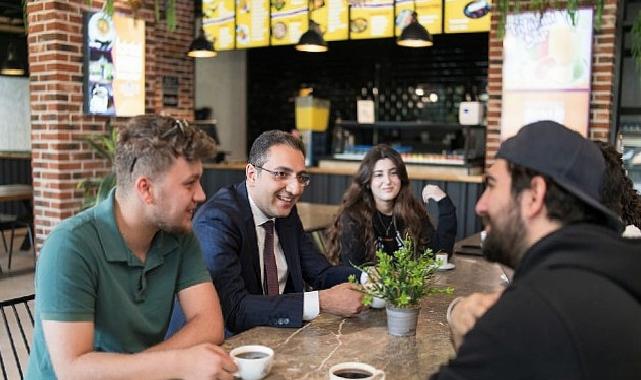 Yiğit’ten öğrencilere yardımcı kaynak desteği