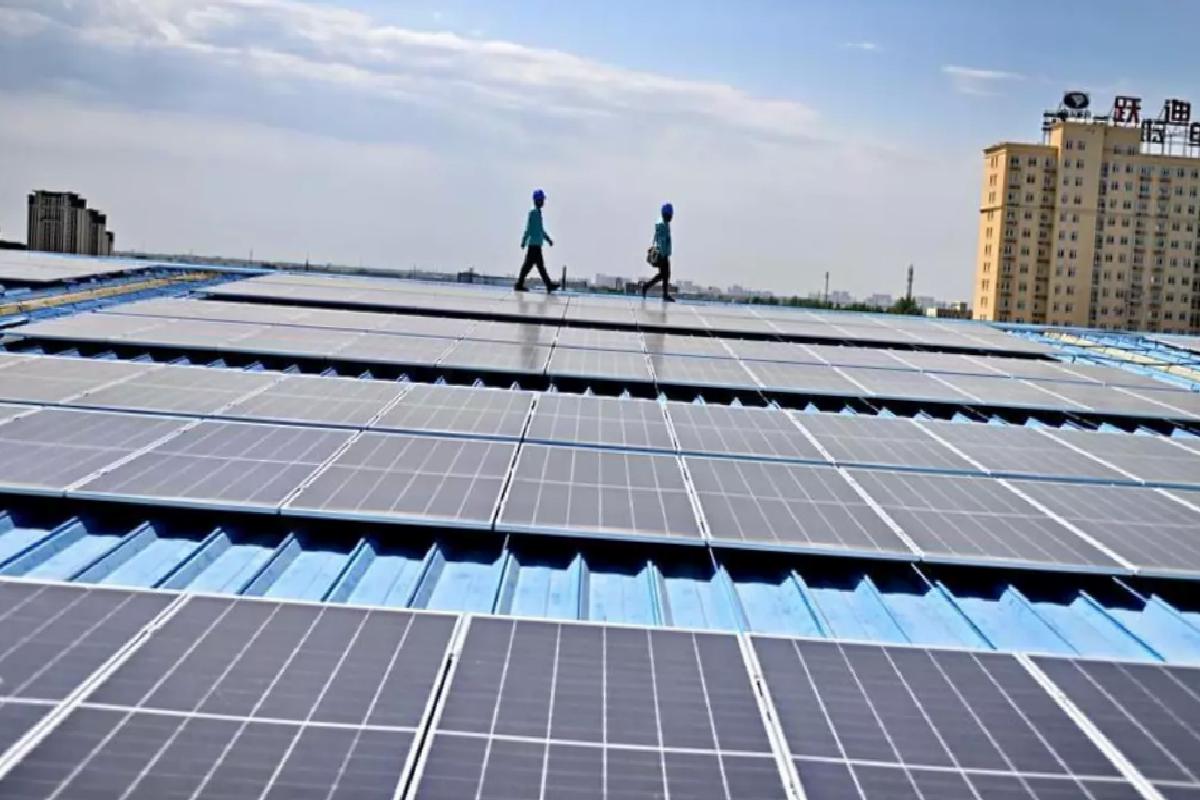 Yuanshi’de Güneş Enerjisi Hamlesi