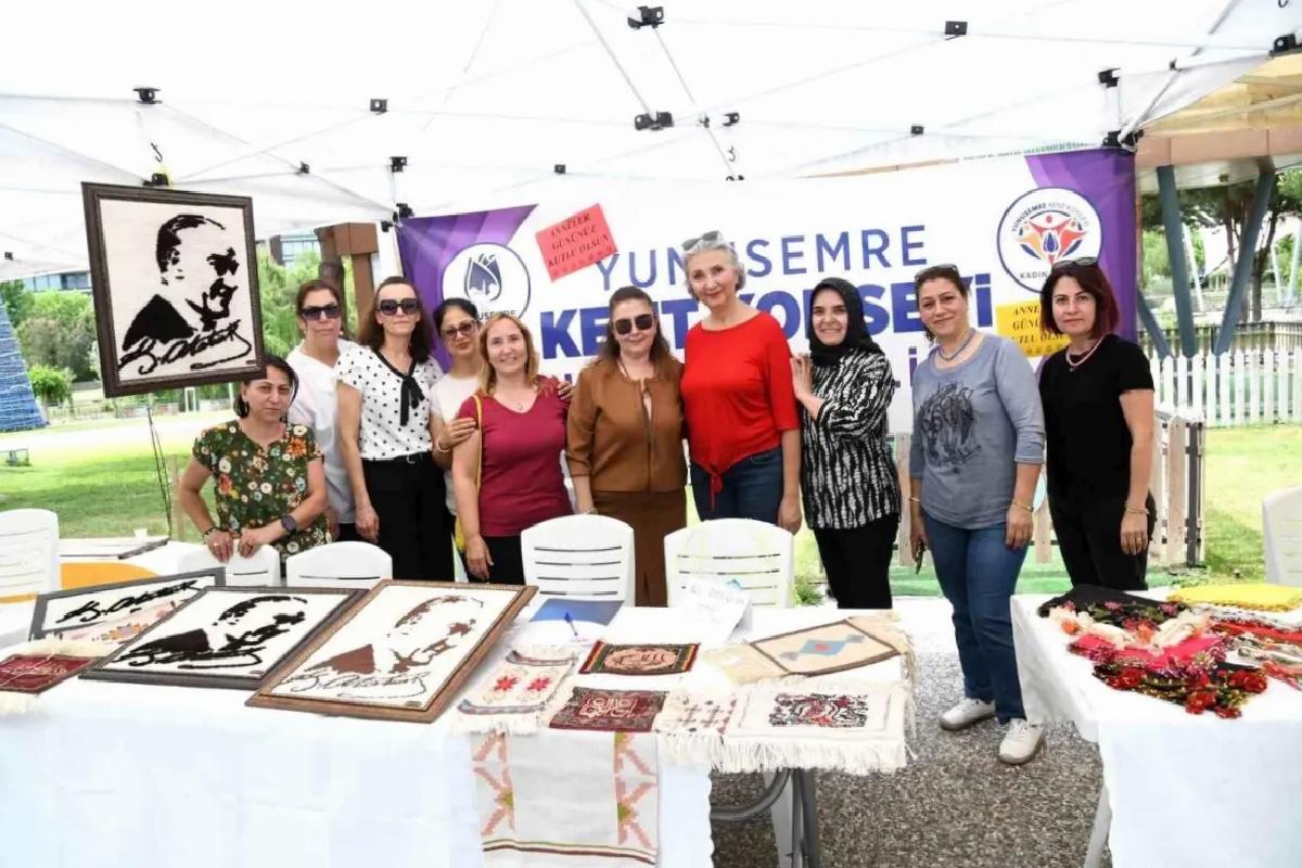 Yunusemre’de Anneler Günü Özel El Emeği Ürünler Satışta