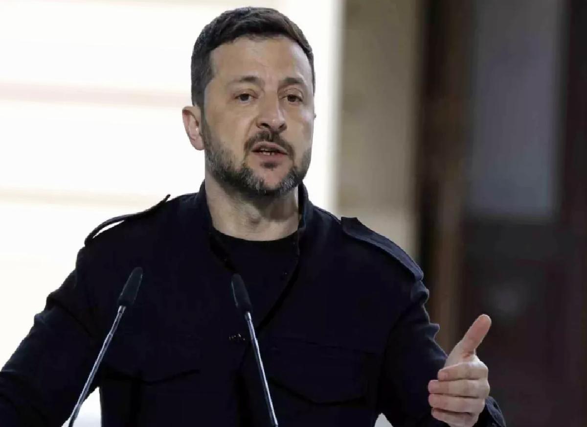Zelenskiy: “Perşembe günü Putin’i Türkiye’de bekliyor olacağım”