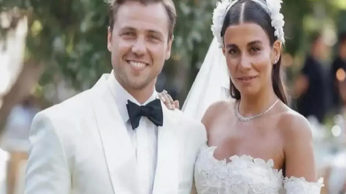 Zeynep Mayruk ve Tolga Sarıtaş bebeklerinin cinsiyetini açıkladı