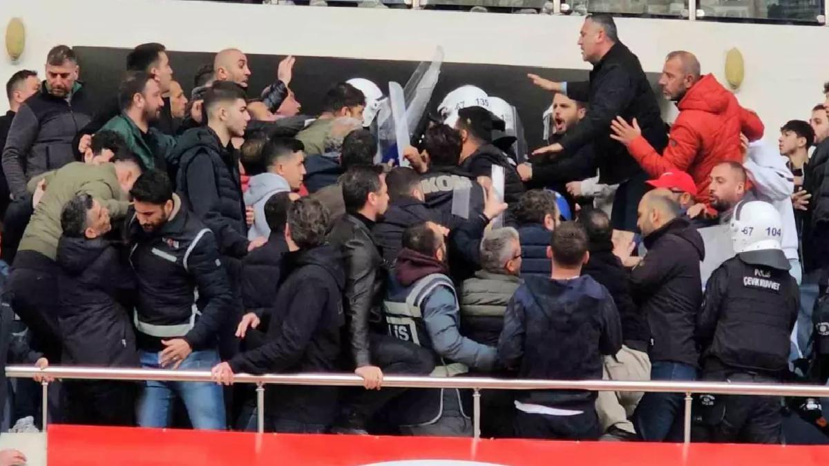 Zonguldakspor Maçında Şiddet Olayları