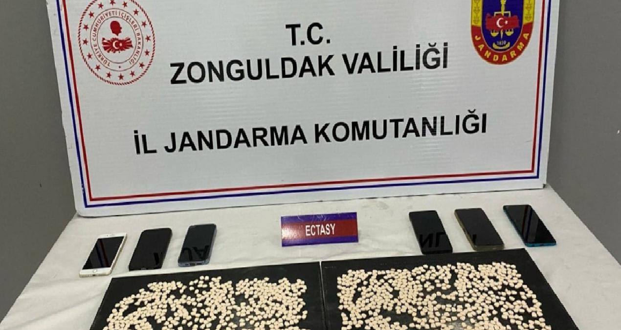 Zonguldak’ta bin 540 sentetik uyuşturucu ele geçirildi: 4 gözaltı