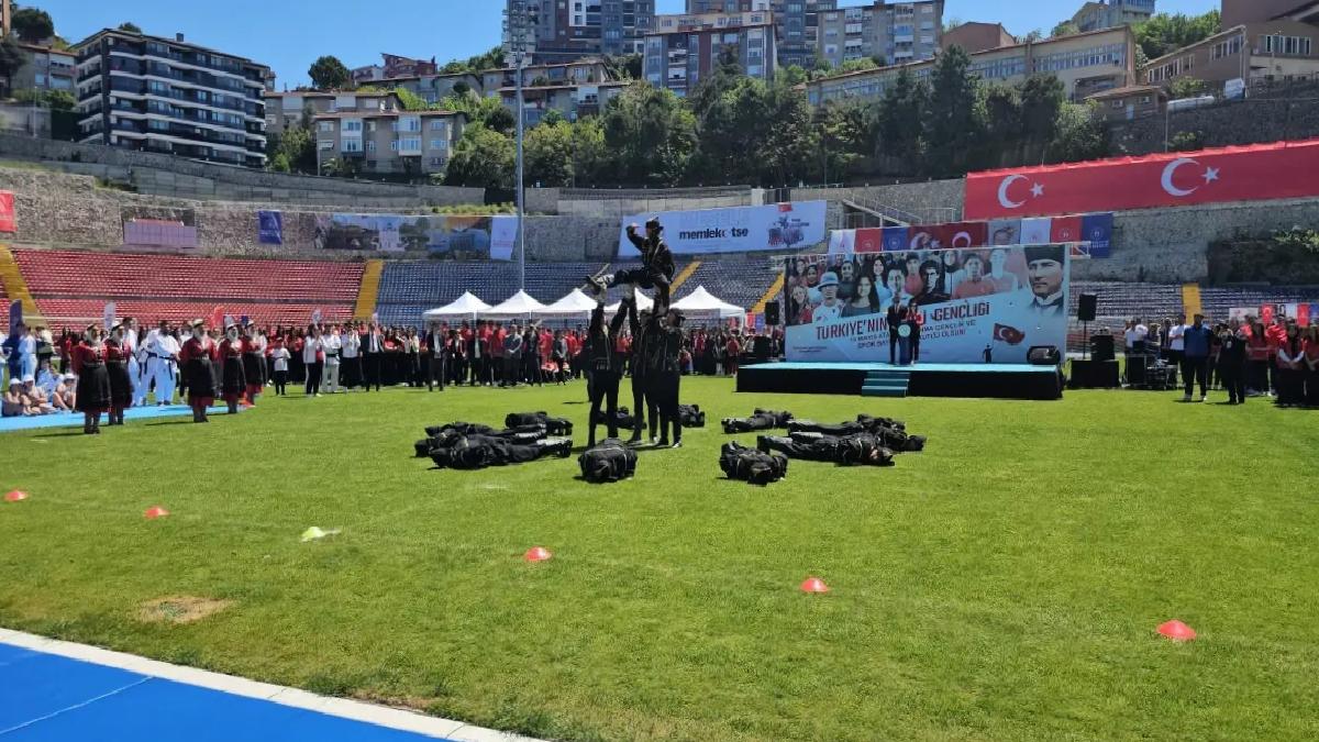 Zonguldak’ta Coşkulu 19 Mayıs Kutlaması